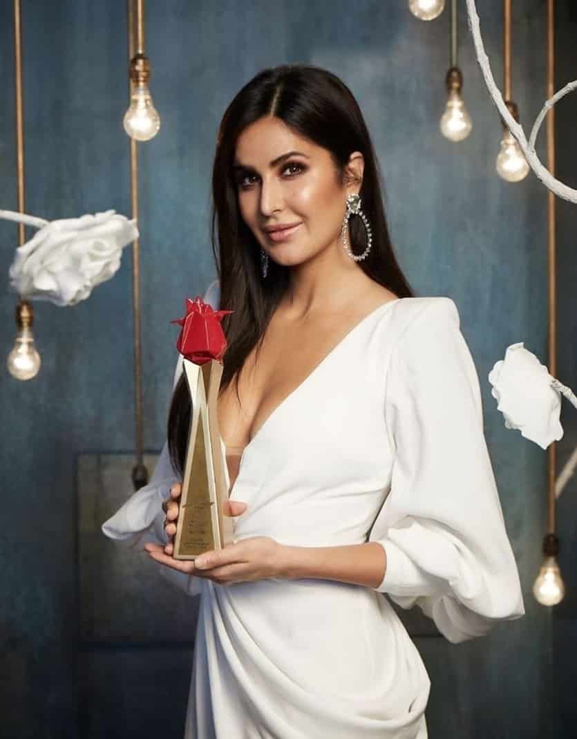 Katrina receives Entrepreneur Of The Year award for her brand Kay Beauty
