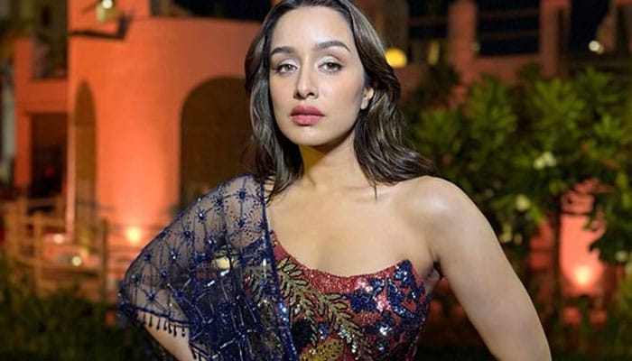Shraddha Kapoor Biography, Age, Family, Sisters, Wedding, Movies & Net Worth
